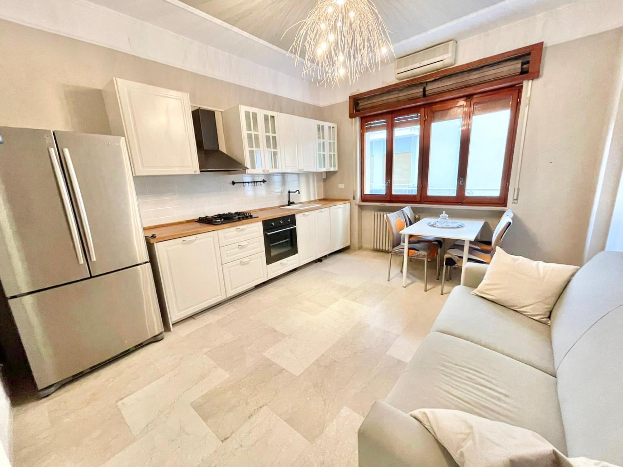 Regina Elena Apartments 佩斯卡拉 外观 照片